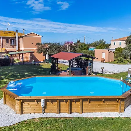 Donatella By Interhome Bibbona